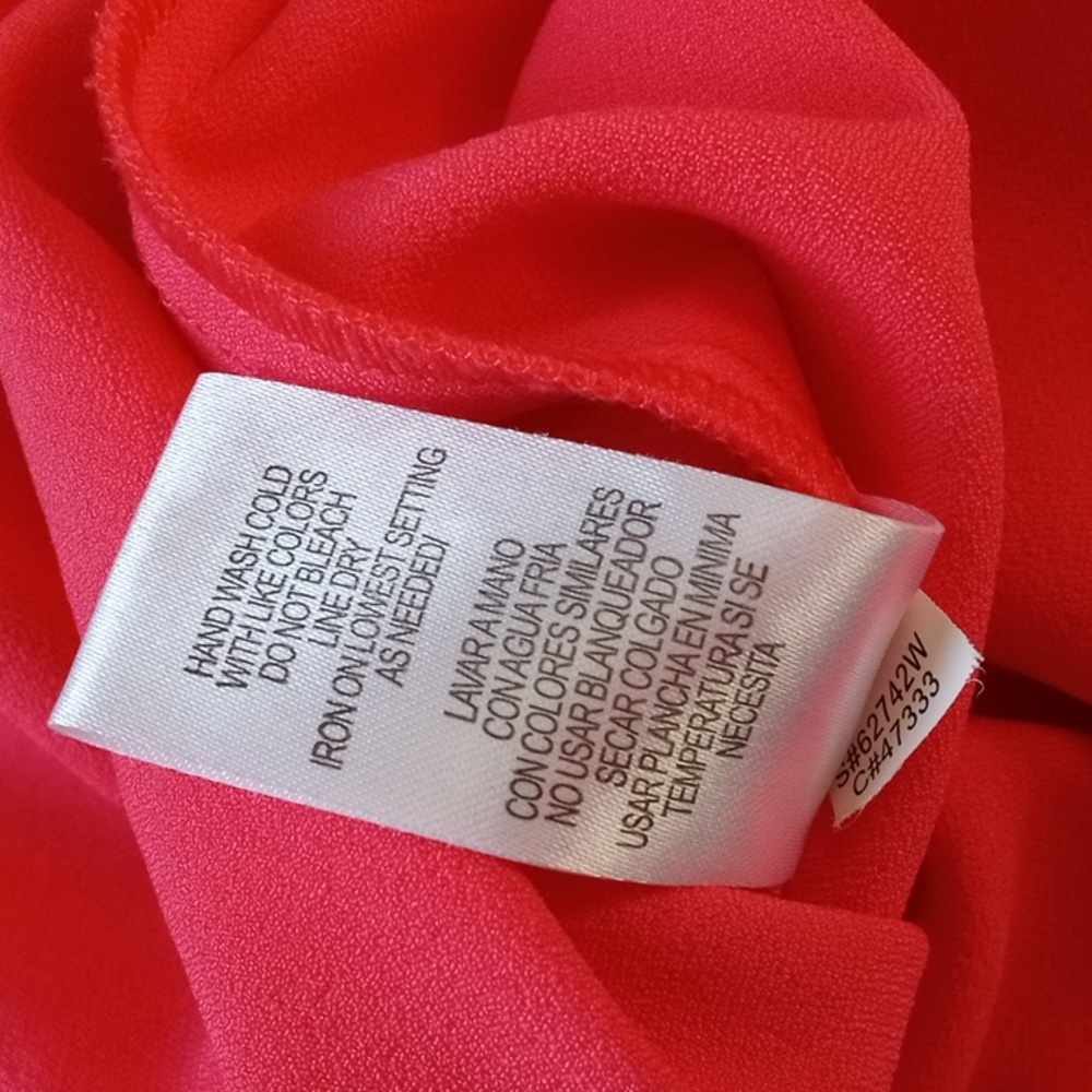 Studio One bright coral sleeveless dress with petal neckline - Picture 5 of 10